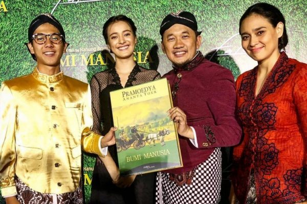 Review Sinopsis Film Bumi Manusia & Pemain, Adaptasi Novel Best Seller