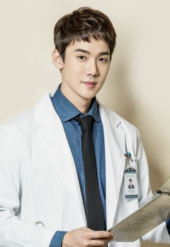 Pemeran Drama Romantic Doctor Teacher Kim