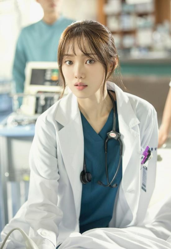 Pemain Drama Romantic Doctor Teacher Kim Season 2