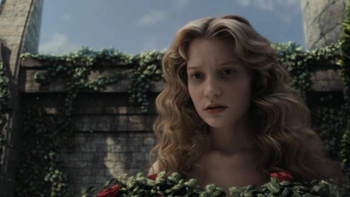 Review Sinopsis Film Alice in Wonderland Through The Looking Glass 2010