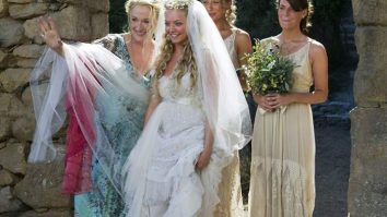 Review Sinopsis Film Mamma Mia! The Movie 2008